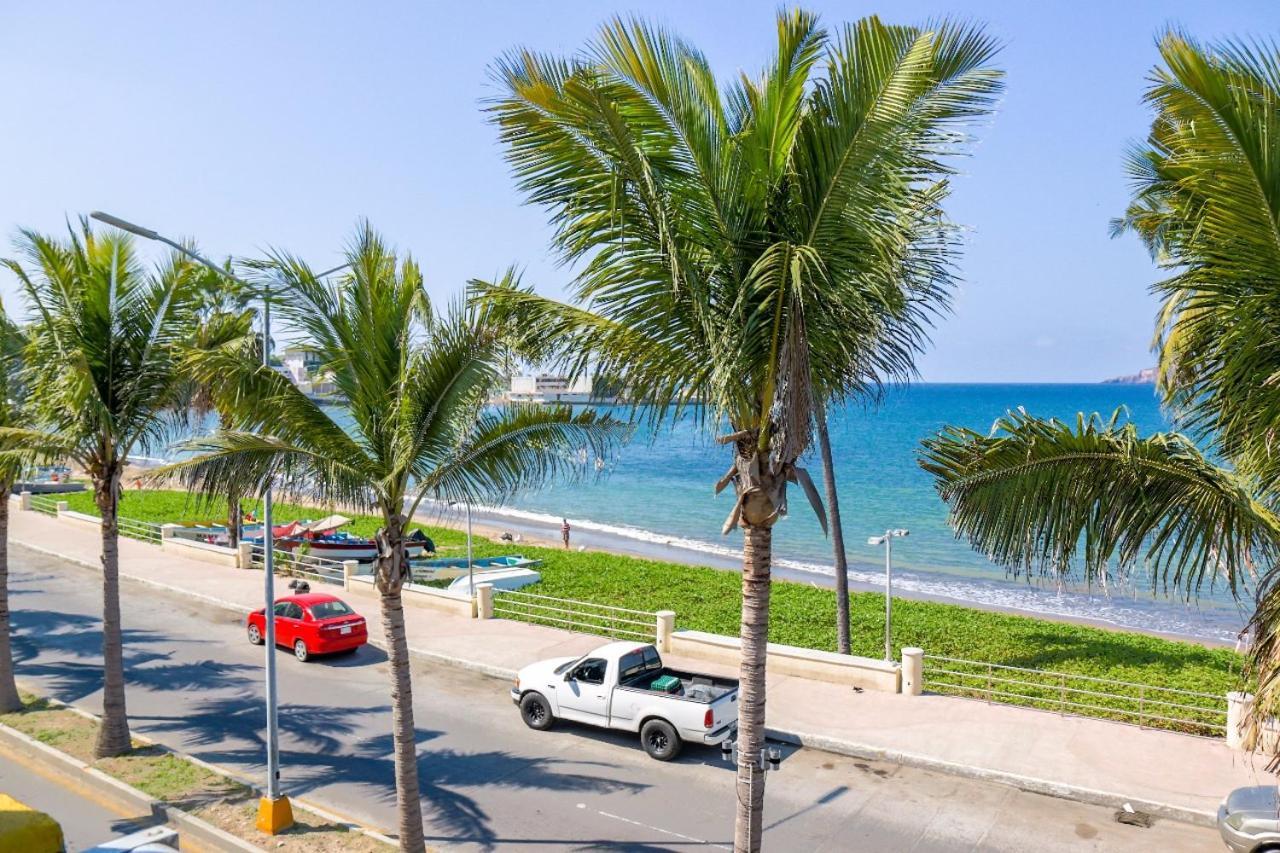Hotel Puerto Viejo Mazatlán Exteriör bild
